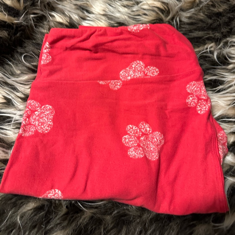 LuLaRoe T/C leggings. Paw print